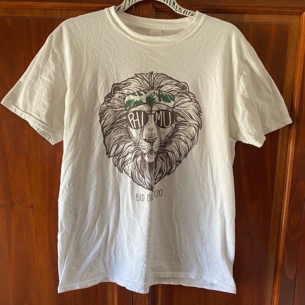 Phi Mu Lion Tee